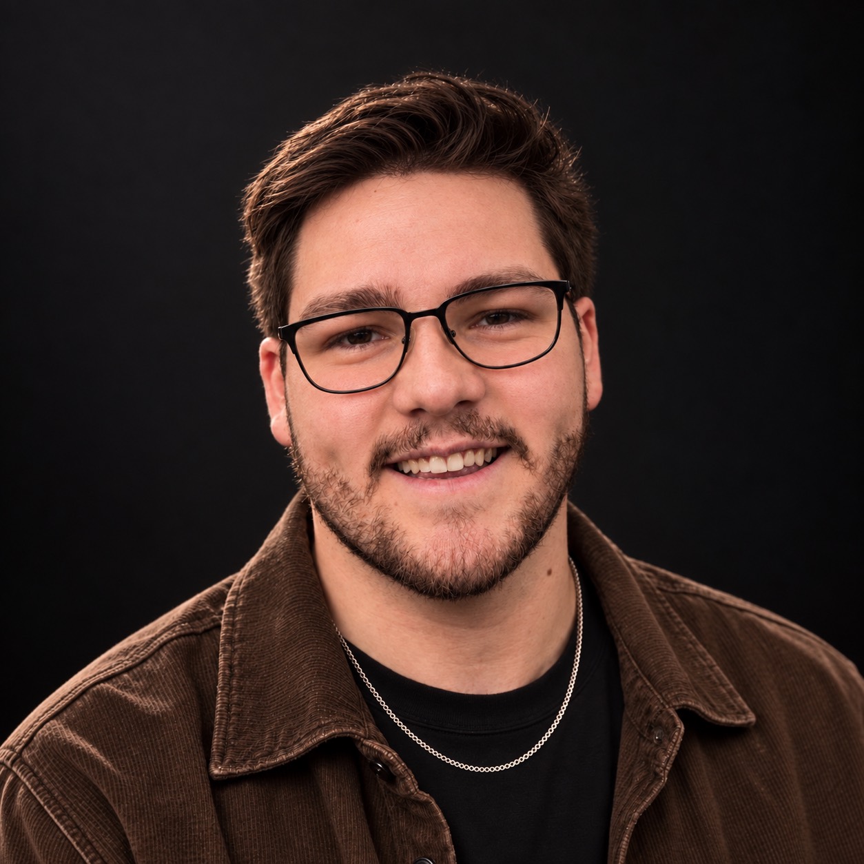Portrait of Dylan Wilkin